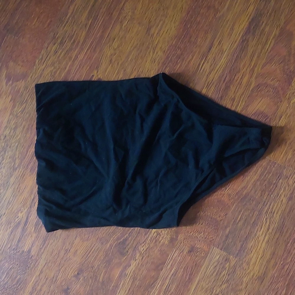 Strapless‎ bodysuit